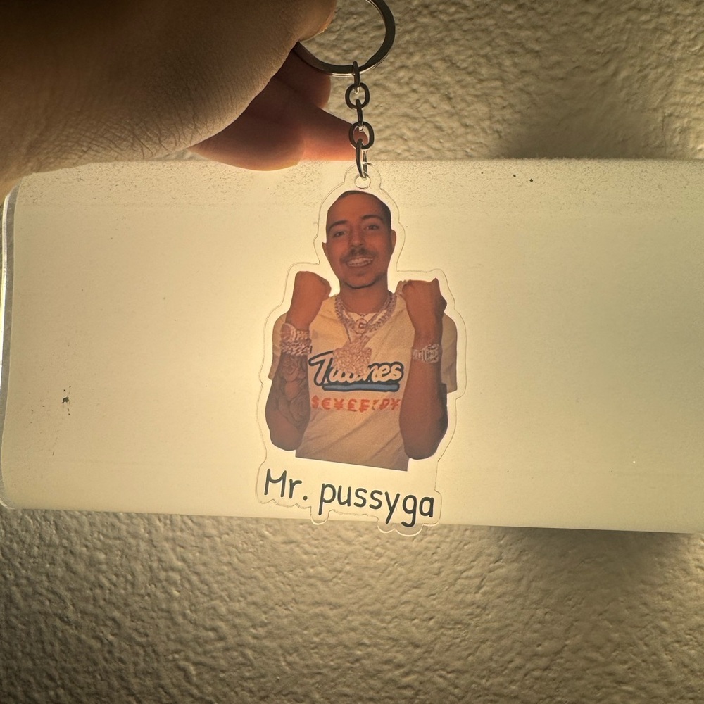💠MrBeast Keychain Graphic Design 1 of 1 Exclusive💎